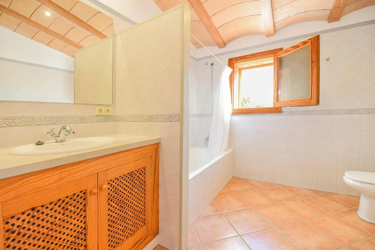 Mallorcan Stone House Villa Matias 坎波斯